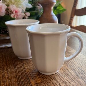White Pfaltzgraff Heritage Ceramic Coffee Mugs set of 2